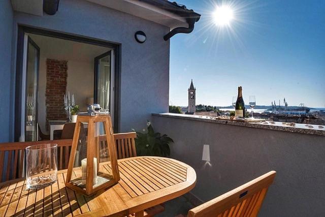 Apartments Dream In Arena 2 Pula Center Free Parking エクステリア 写真