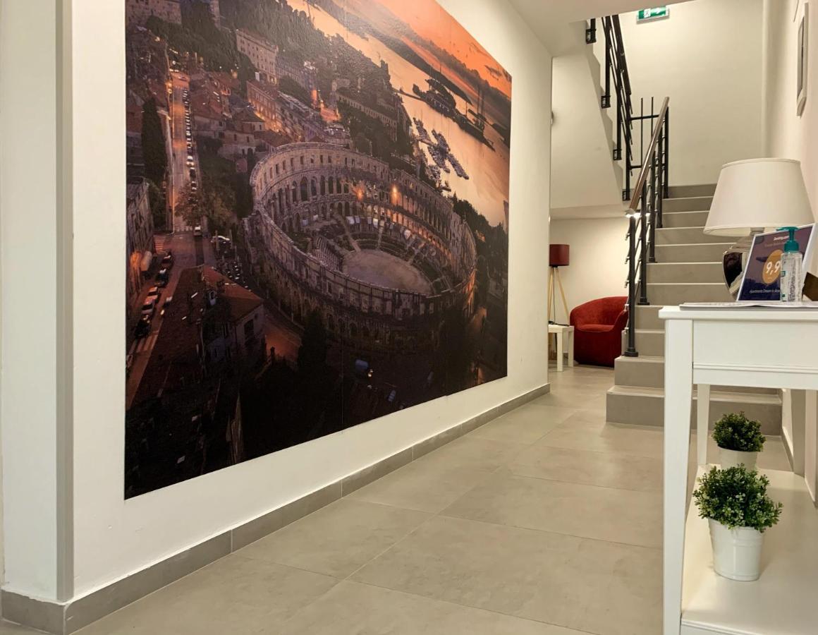 Apartments Dream In Arena 2 Pula Center Free Parking エクステリア 写真