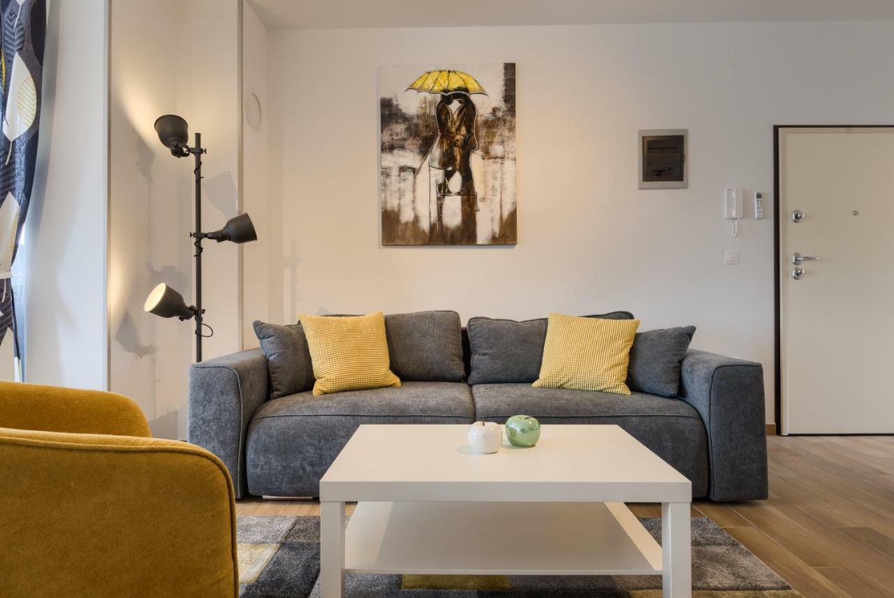Apartments Dream In Arena 2 Pula Center Free Parking エクステリア 写真