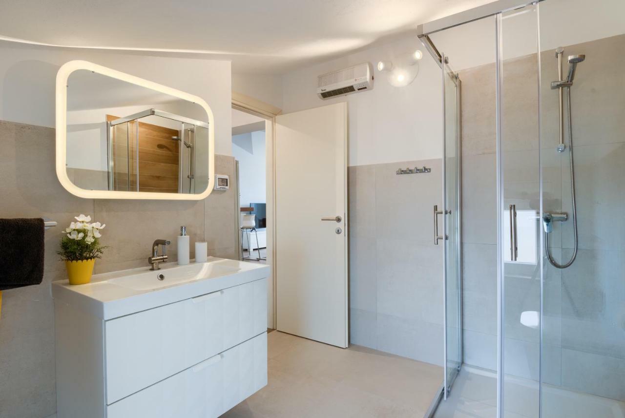 Apartments Dream In Arena 2 Pula Center Free Parking エクステリア 写真