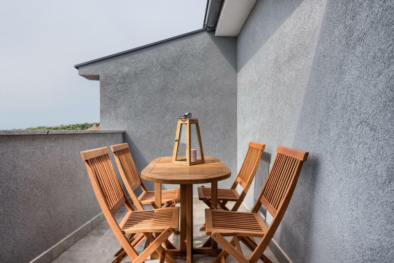 Apartments Dream In Arena 2 Pula Center Free Parking エクステリア 写真