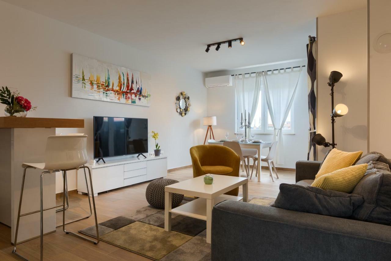 Apartments Dream In Arena 2 Pula Center Free Parking エクステリア 写真