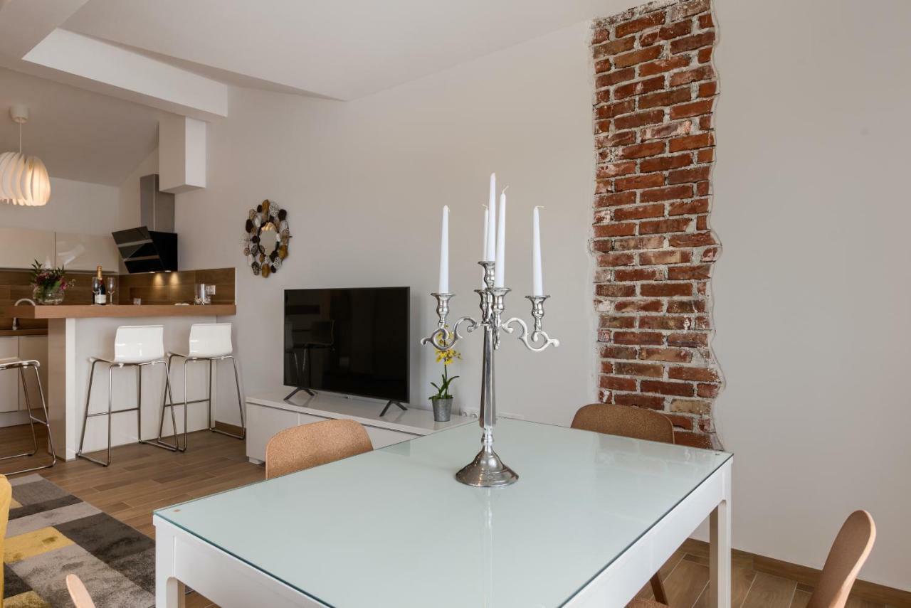 Apartments Dream In Arena 2 Pula Center Free Parking エクステリア 写真
