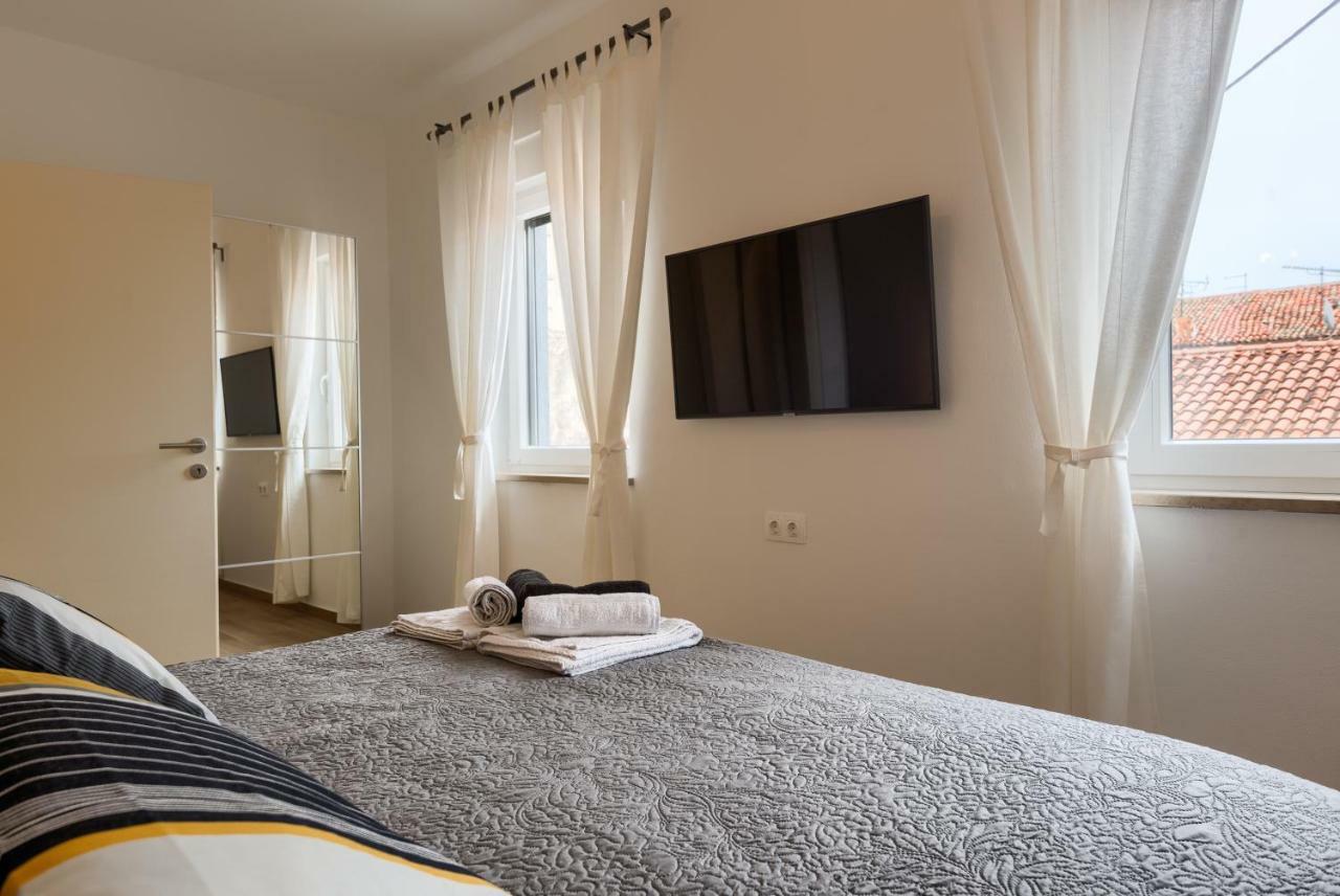 Apartments Dream In Arena 2 Pula Center Free Parking エクステリア 写真